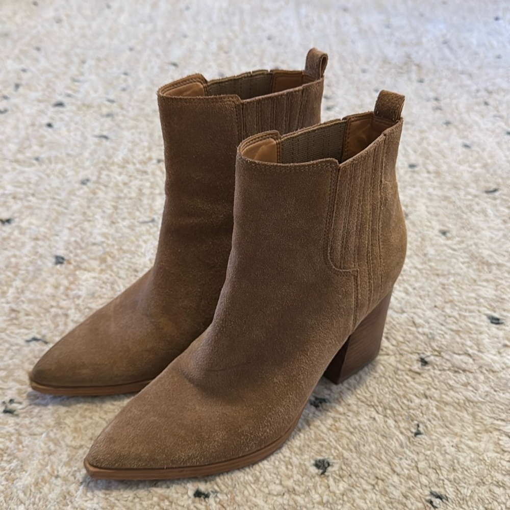 Marc Fisher Suede Boots, lightly worn, size 7.5